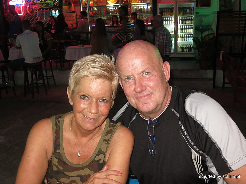 2014-11-12  Smurf Bar