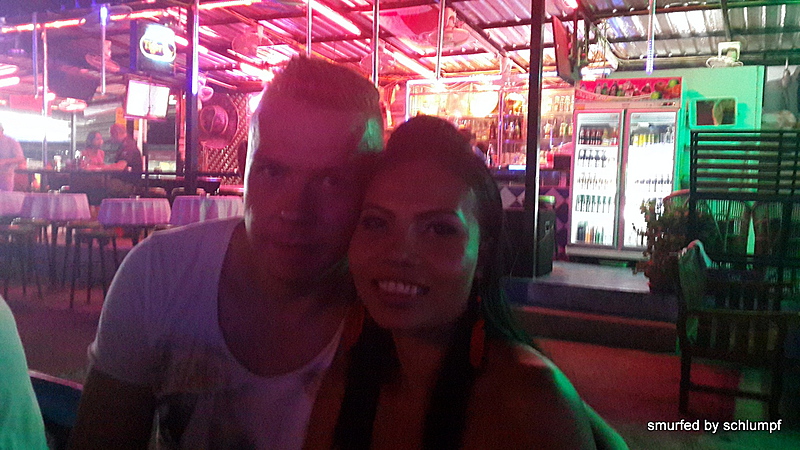 2014-11-13  Smurf Bar