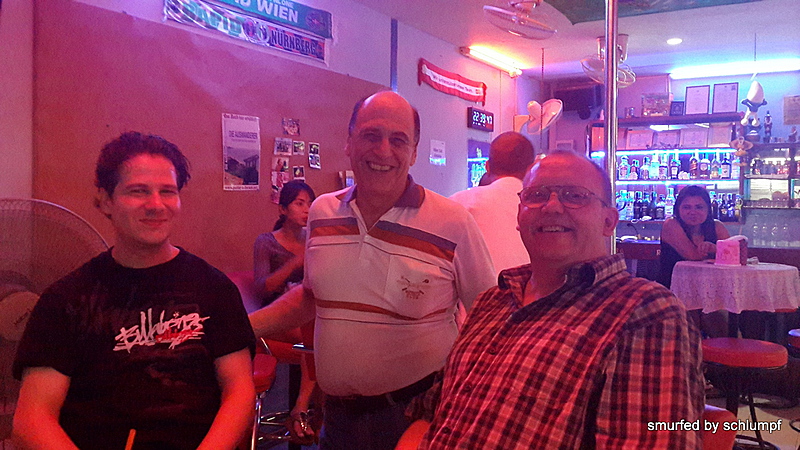 2014-11-13  Smurf Bar