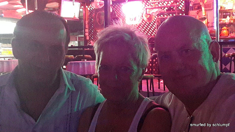 2014-11-13  Smurf Bar