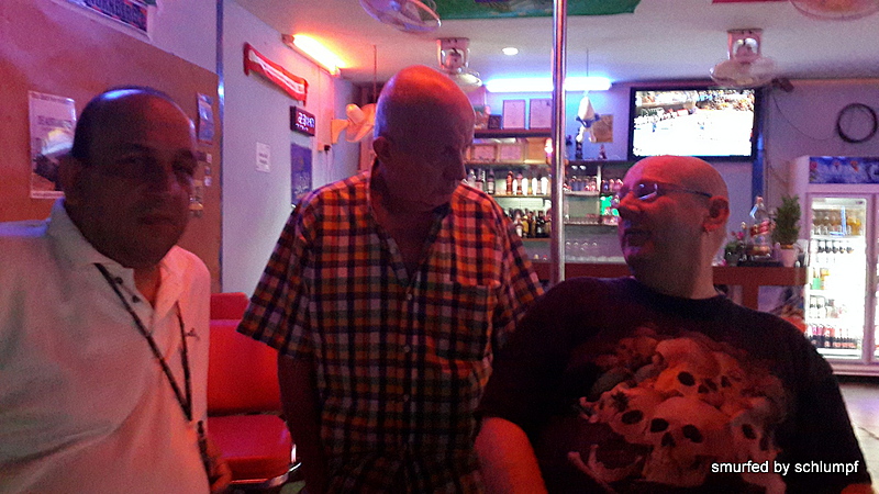 2014-11-13  Smurf Bar