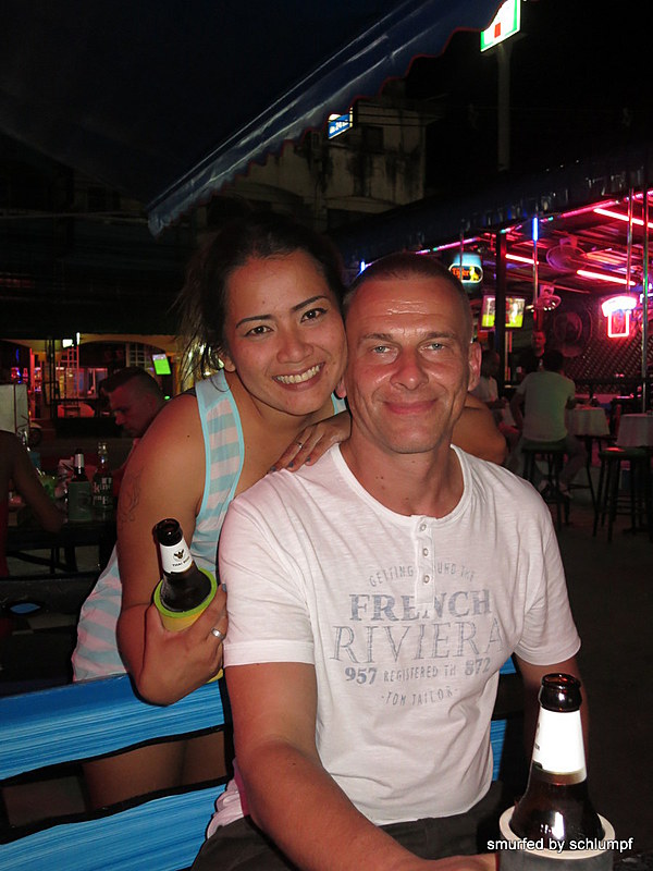 2014-11-13  Smurf Bar