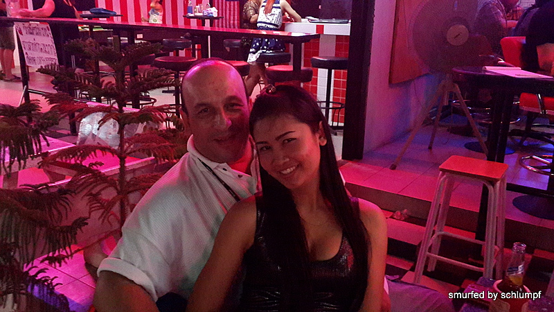 2014-11-13  Smurf Bar