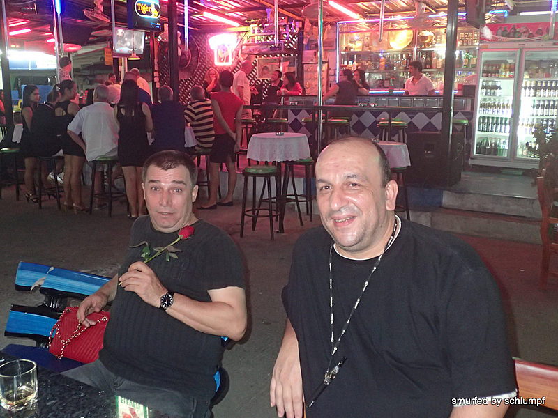 2014-11-14  Smurf Bar