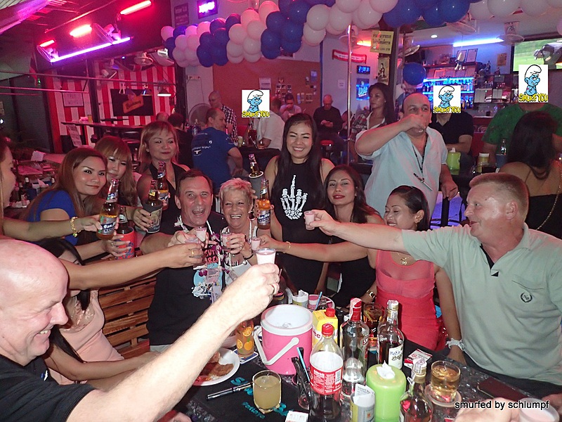 2014-11-15  Smurf Bar