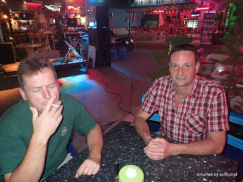 2014-11-15  Smurf Bar