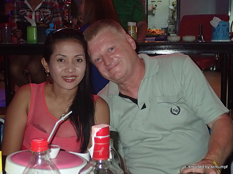 2014-11-15  Smurf Bar