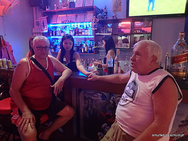 2014-11-15  Smurf Bar