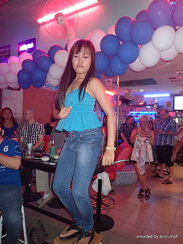 2014-11-15  Smurf Bar