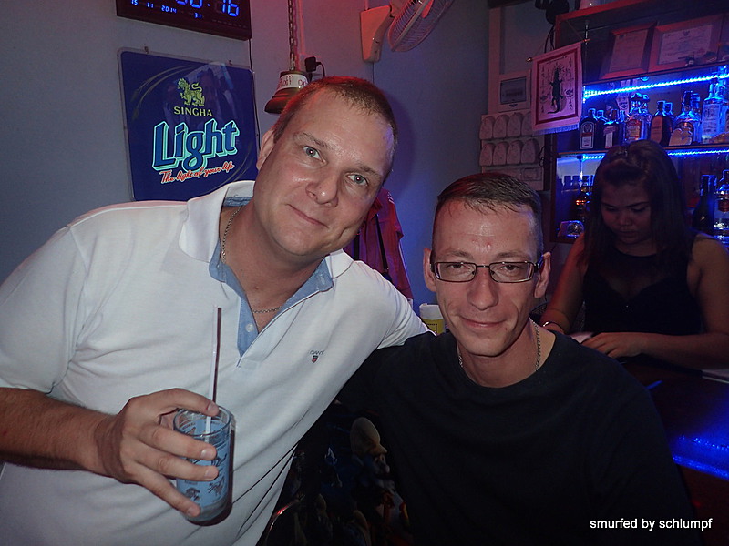 2014-11-15  Smurf Bar