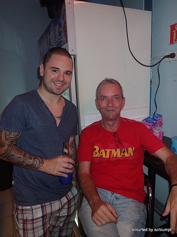 2014-11-15  Smurf Bar