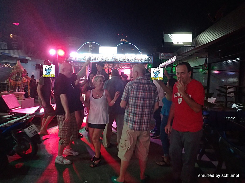 2014-11-15  Smurf Bar