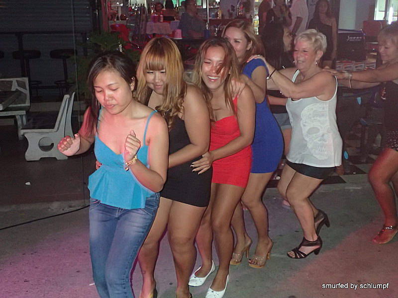 2014-11-15  Smurf Bar