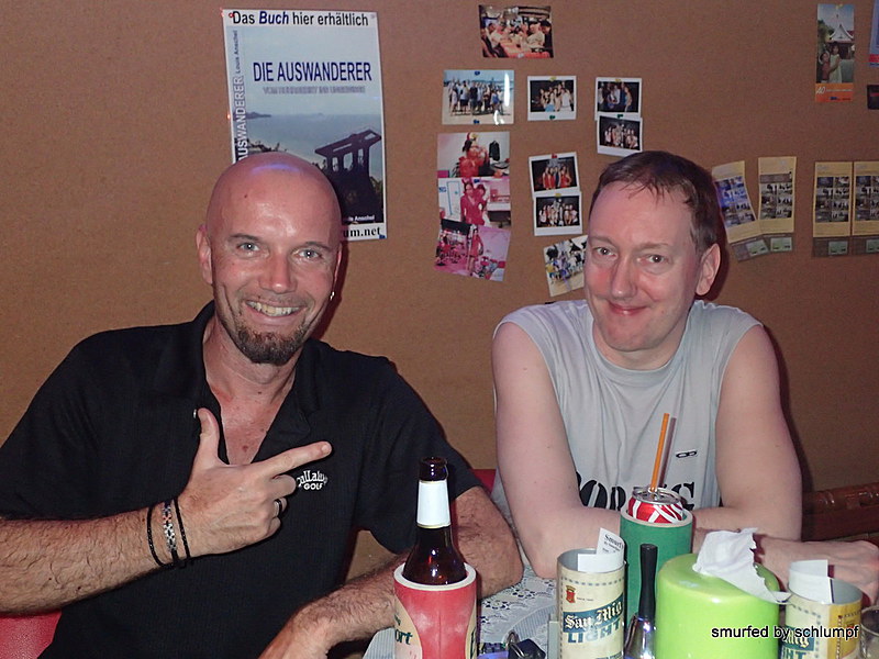 2014-11-16  Smurf Bar