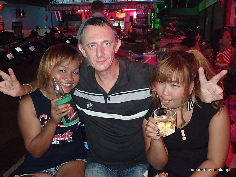 2014-11-16  Smurf Bar