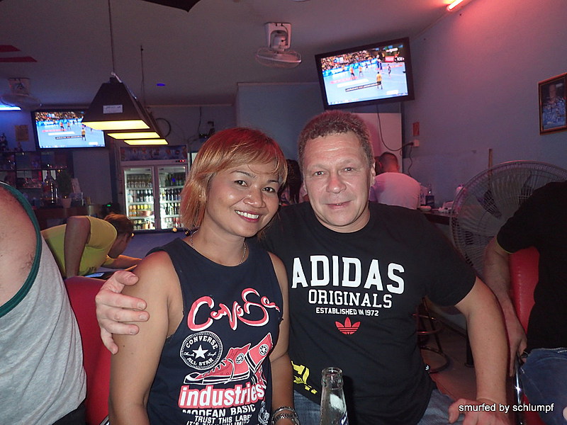 2014-11-16  Smurf Bar