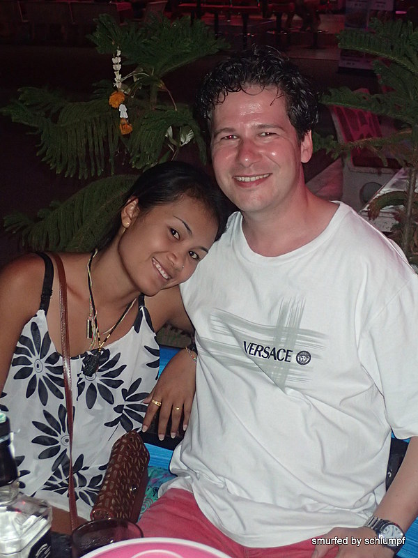 2014-11-17  Smurf Bar