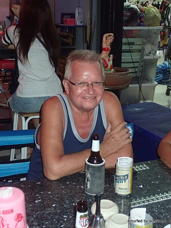 2014-11-18  Smurf Bar