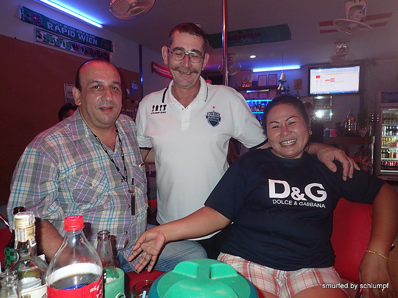 2014-11-18  Smurf Bar