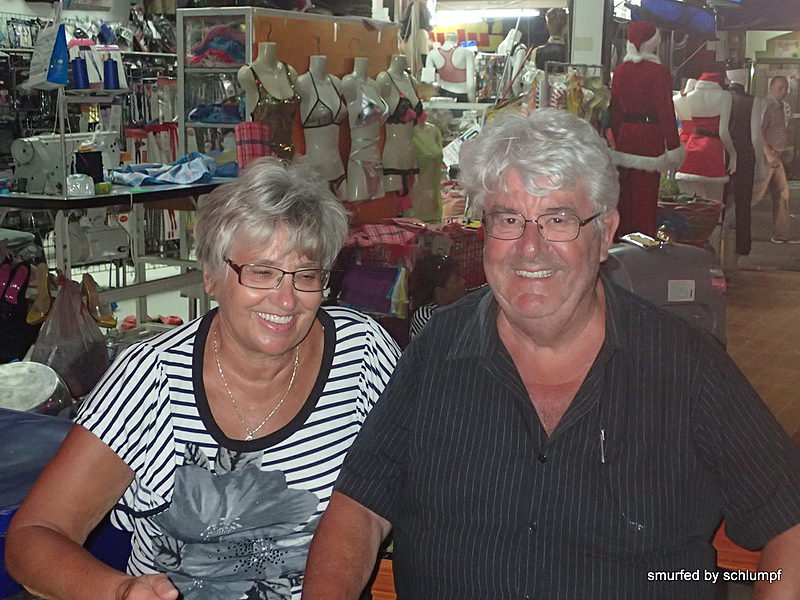 2014-11-18  Smurf Bar