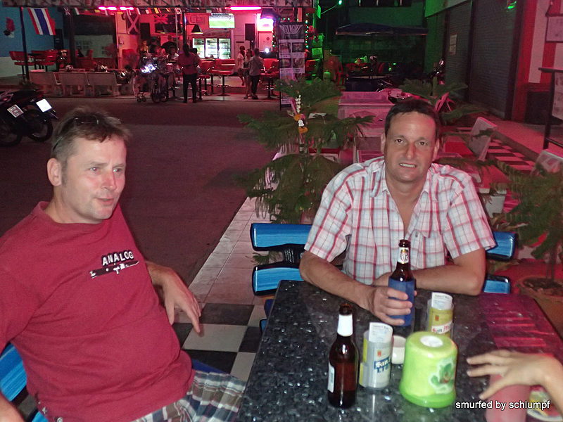 2014-11-18  Smurf Bar