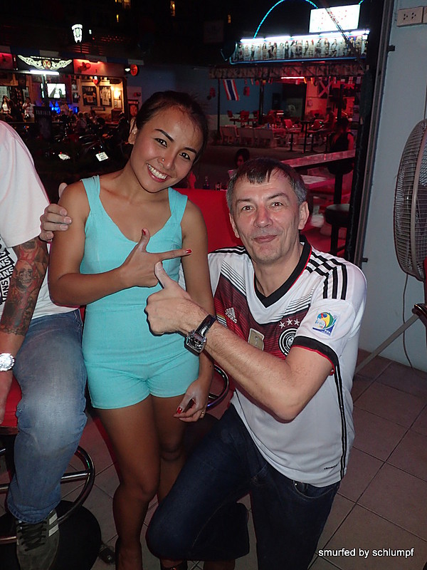 2014-11-19  Smurf Bar