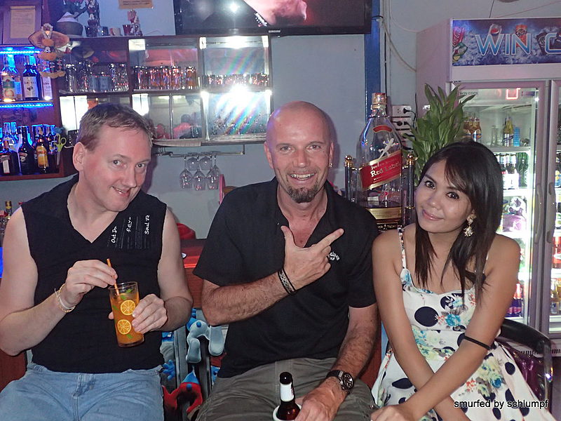 2014-11-20  Smurf Bar