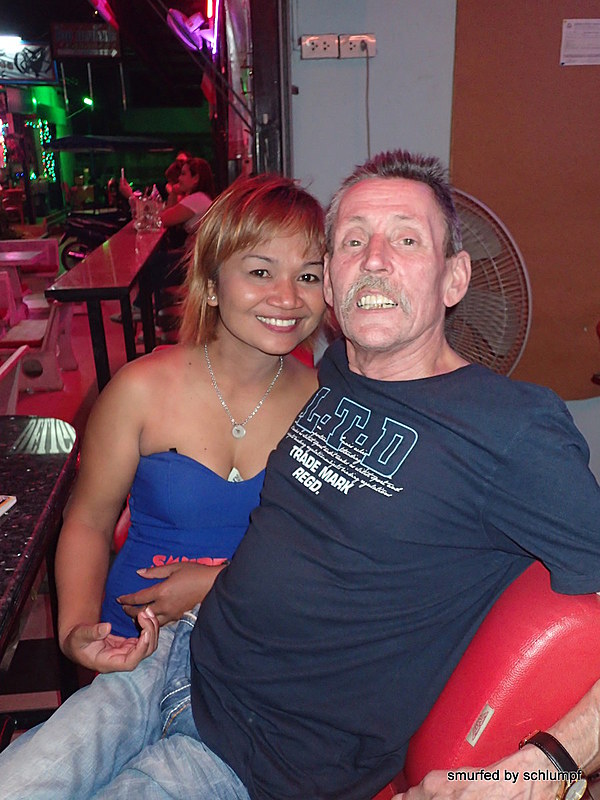 2014-11-21  Smurf Bar