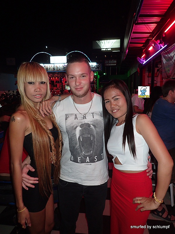 2014-11-22  Smurf Bar