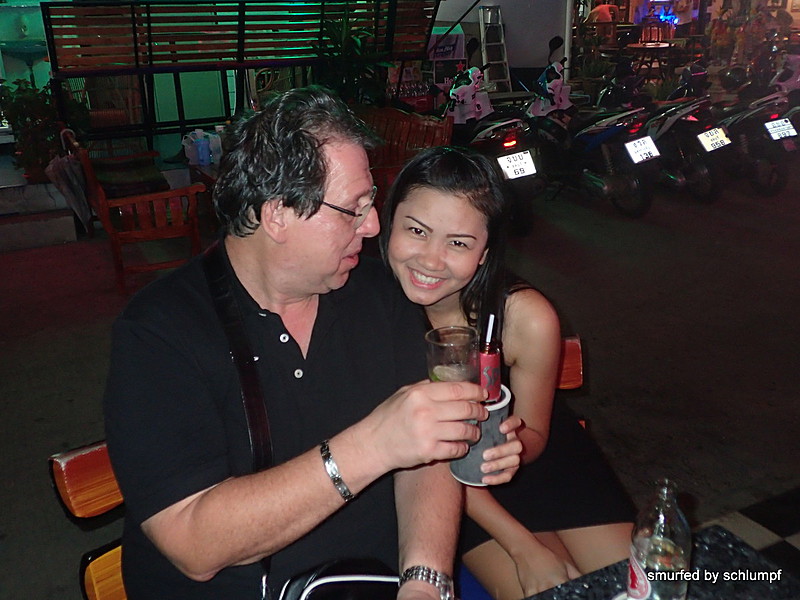 2014-11-22  Smurf Bar