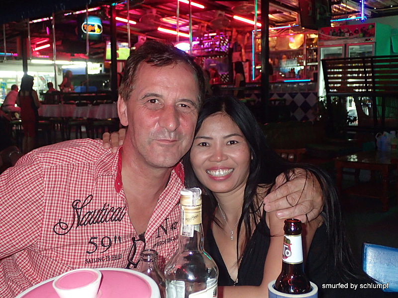 2014-11-22  Smurf Bar