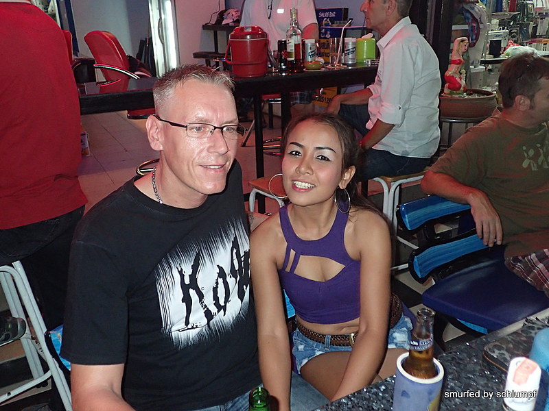 2014-11-22  Smurf Bar