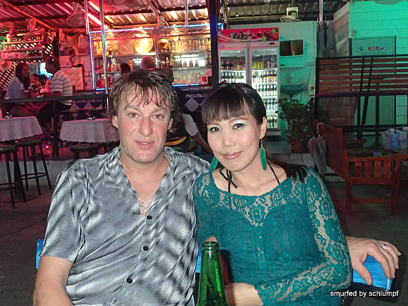2014-11-22  Smurf Bar