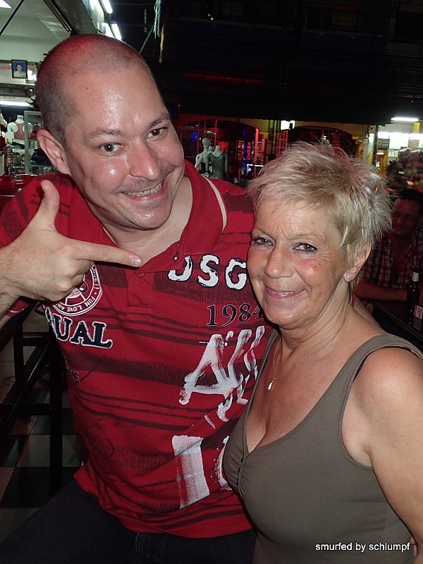 2014-11-22  Smurf Bar