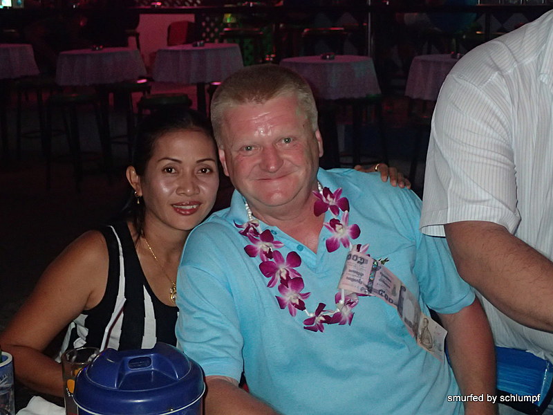 2014-11-23  Smurf Bar