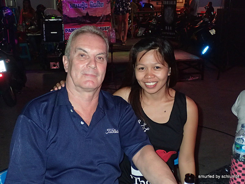 2014-11-23  Smurf Bar