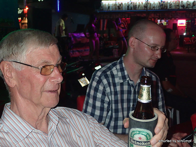 2014-11-23  Smurf Bar