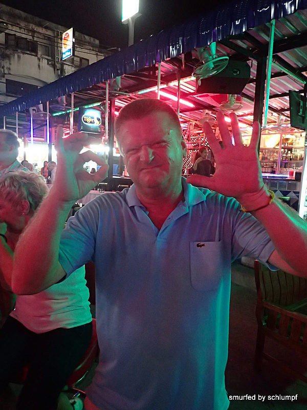 2014-11-23  Smurf Bar