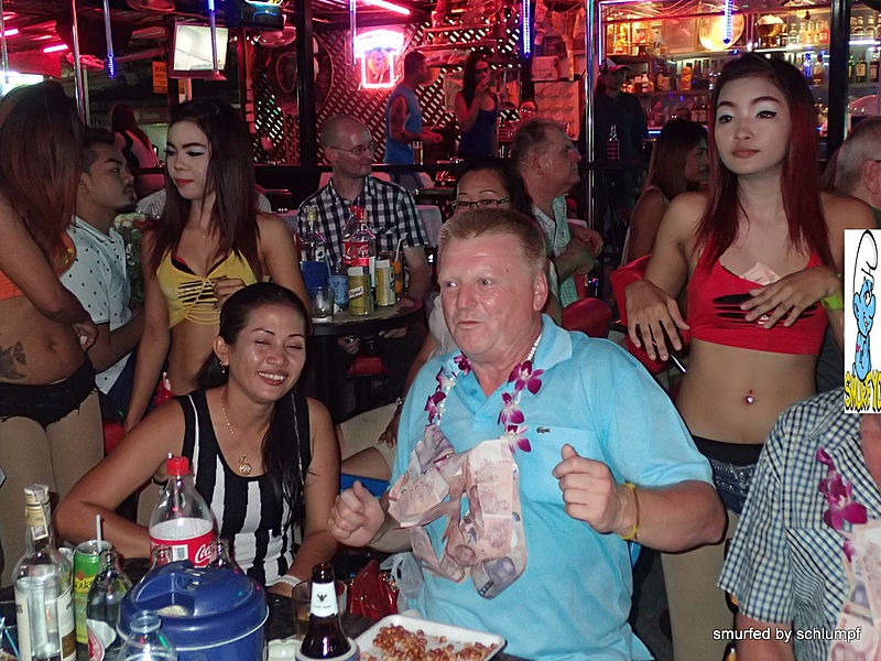 2014-11-23  Smurf Bar