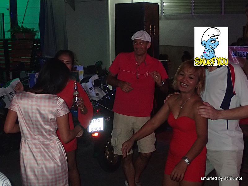 2014-11-23  Smurf Bar