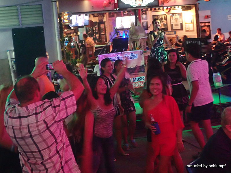2014-11-23  Smurf Bar