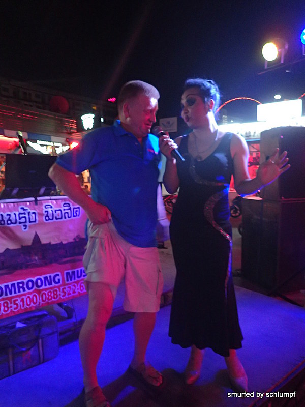 2014-11-23  Smurf Bar