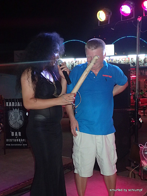 2014-11-23  Smurf Bar