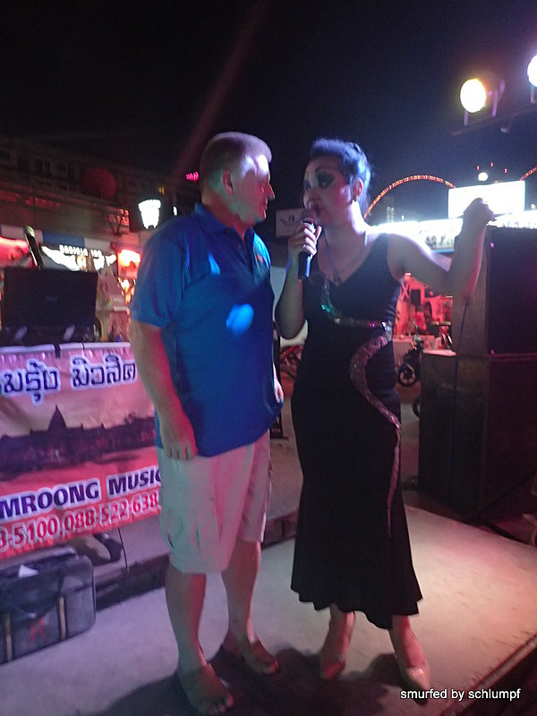 2014-11-23  Smurf Bar