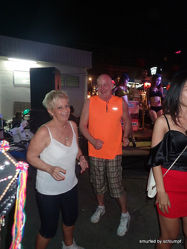 2014-11-23  Smurf Bar