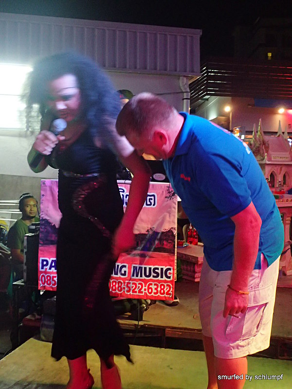 2014-11-23  Smurf Bar