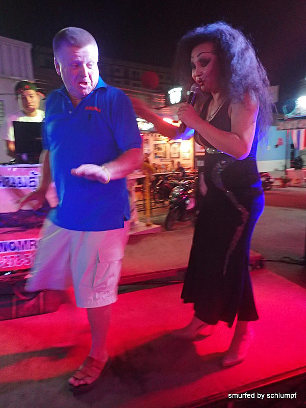 2014-11-23  Smurf Bar