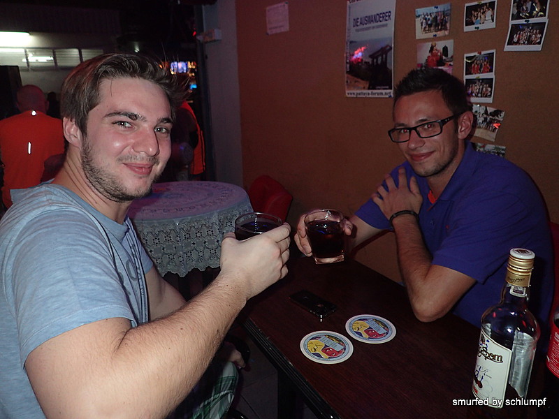 2014-11-23  Smurf Bar