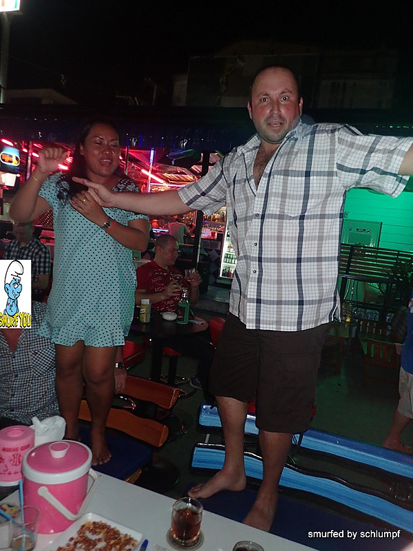 2014-11-23  Smurf Bar