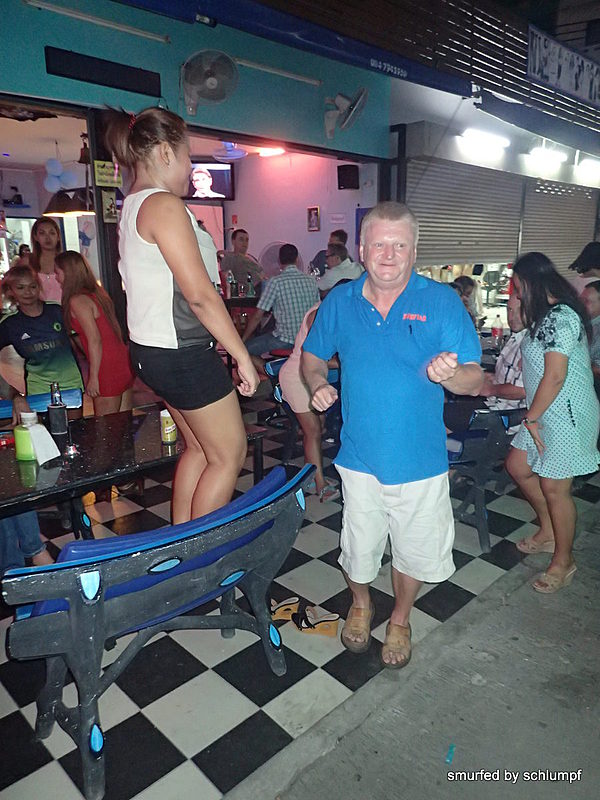 2014-11-23  Smurf Bar